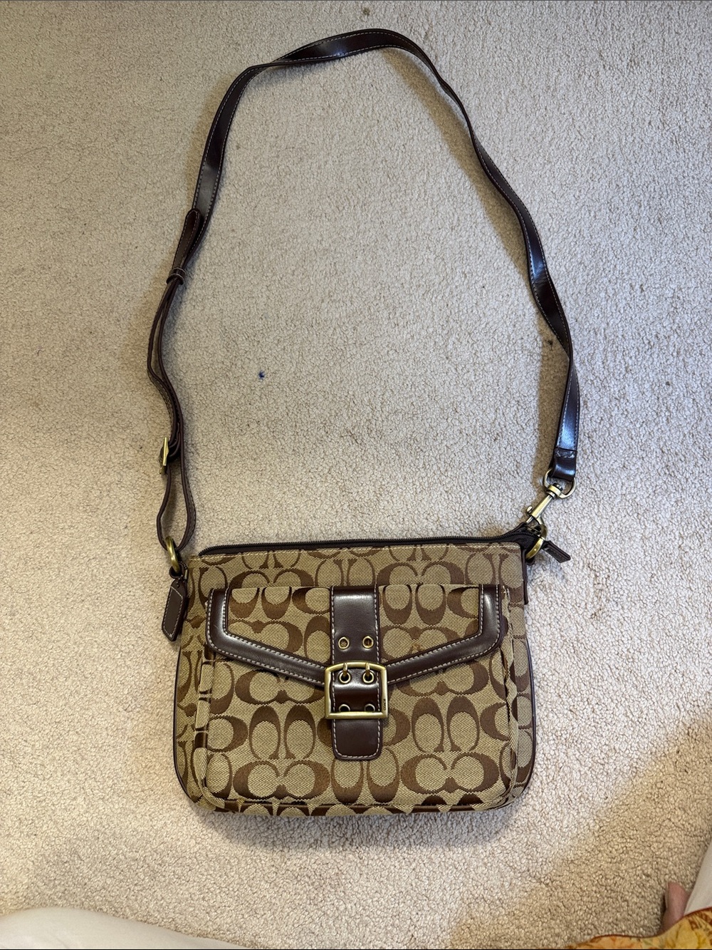 Vintage jaquard Coach Tan & Brown Signature Canvas Crossbody with Buckle Detail